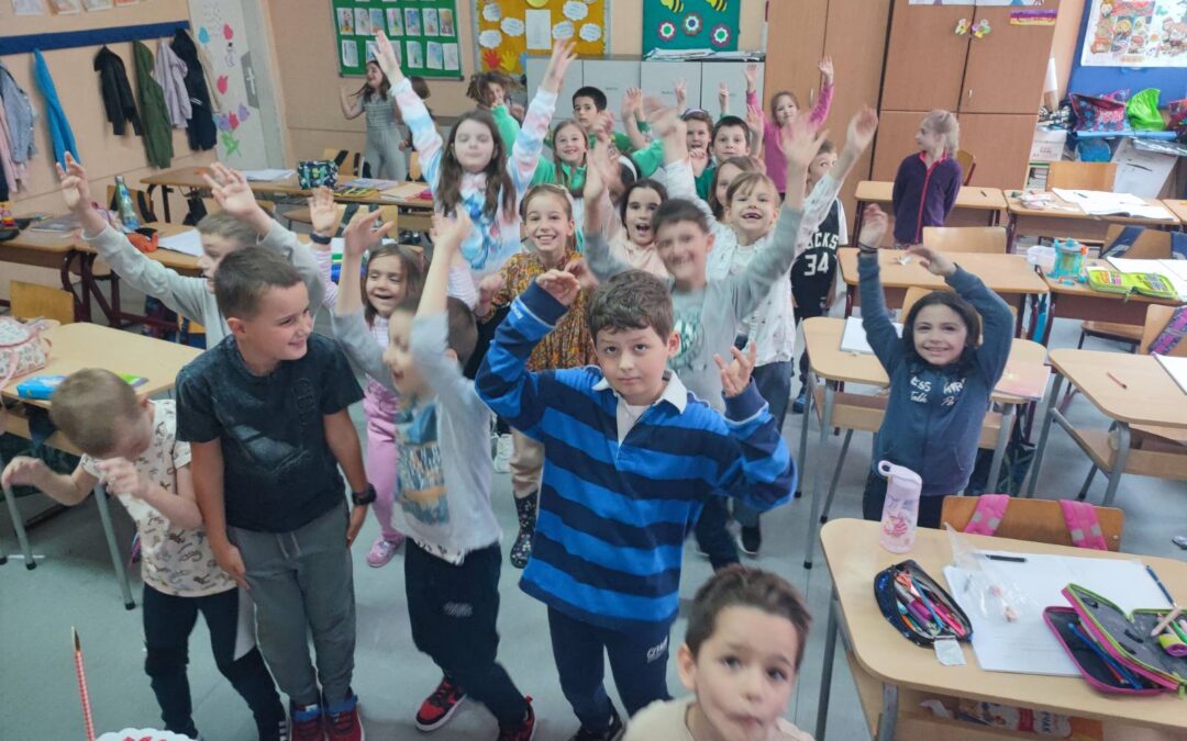  ПРЕДШКОЛСКА ГРУПА И ОДЕЉЕЊЕ I 2 заједно прослављају ДАН ШКОЛЕ СКАДАРЛИЈА
